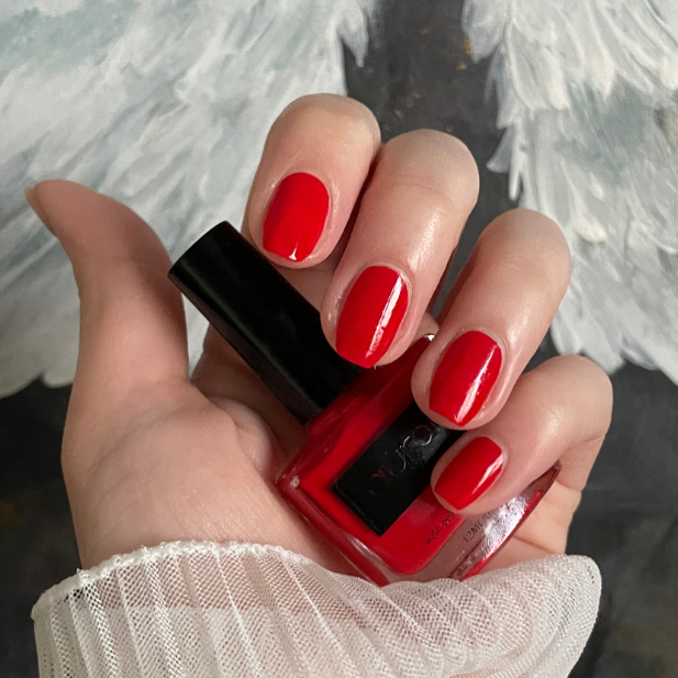 21: Lipstick
